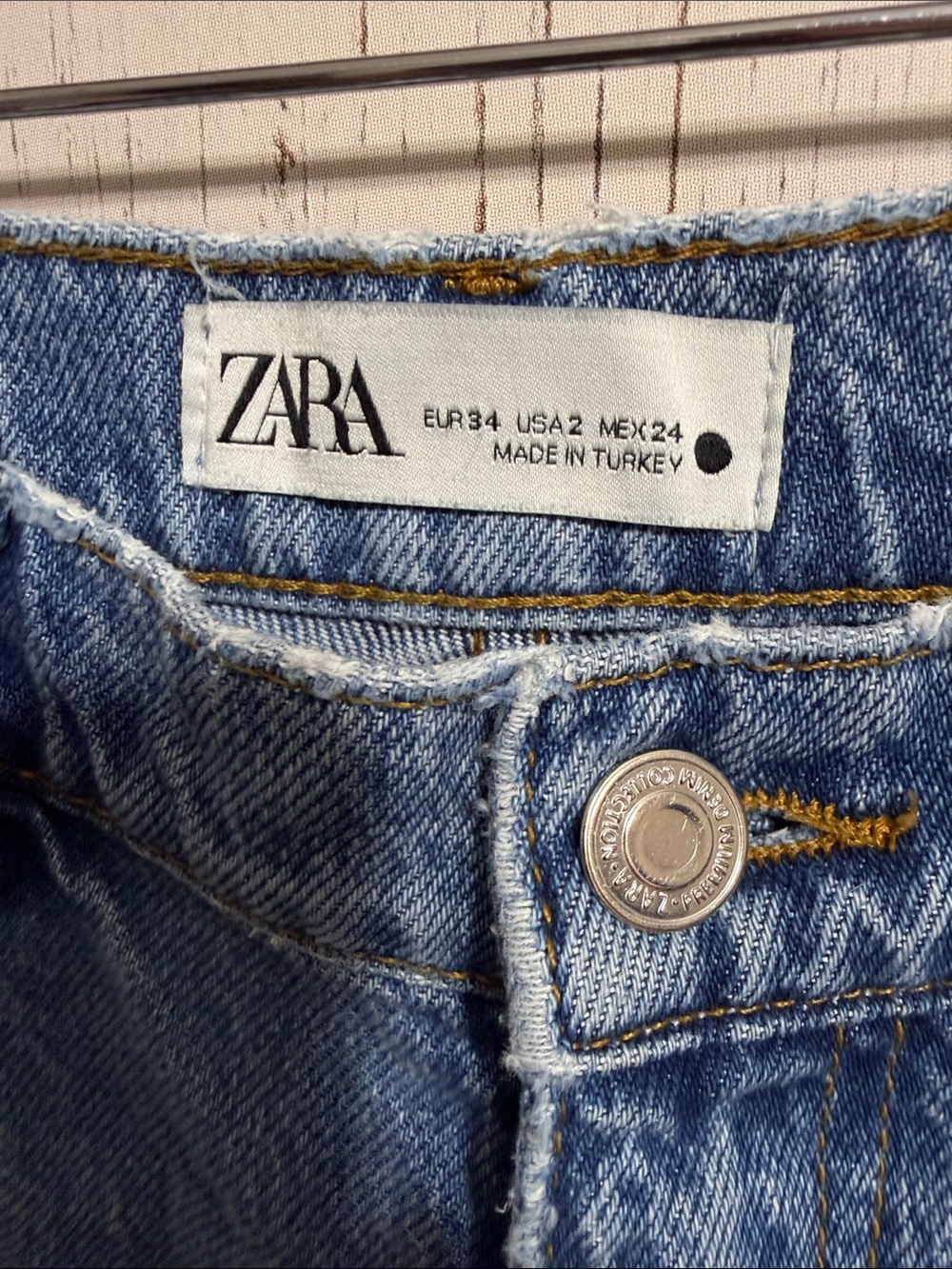 Zara THE 90'S FULL LENGTH Distressed Jeans - Picture 6 of 9
